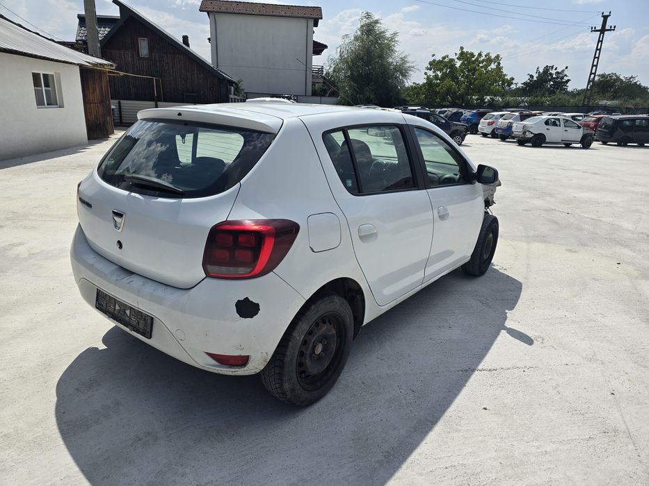 Dezmembrez sandero 2019 1.0 sce cu aer conditionat