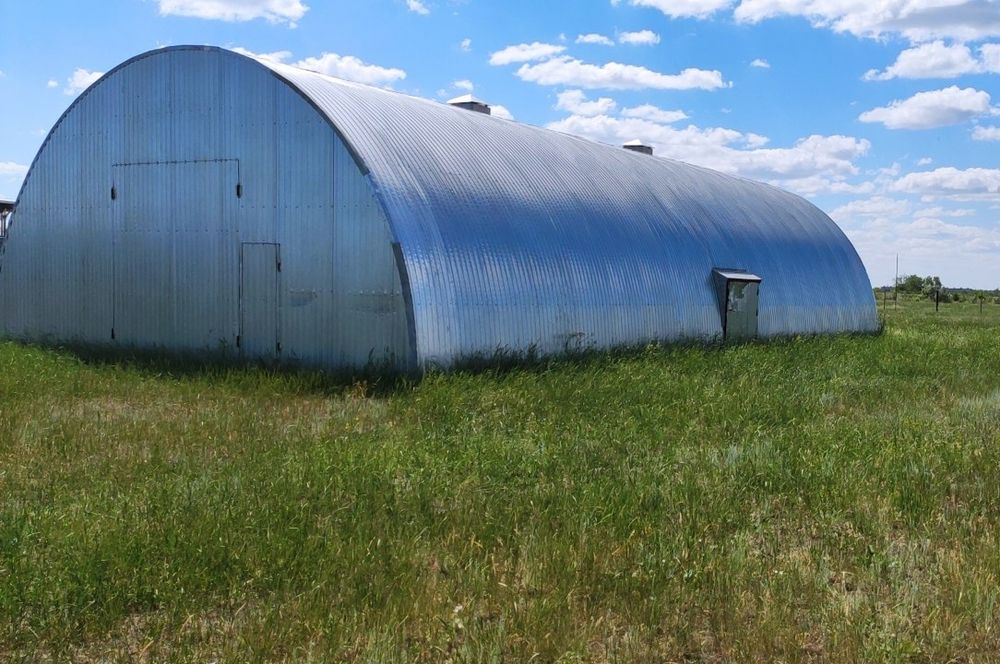Сдам в аренду базу с ангаром.База.