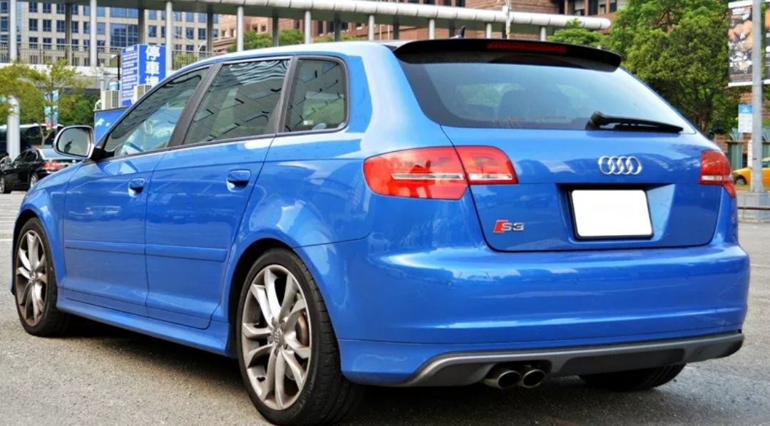 Difuzor bara spate Audi A3 8P Sportback Rs3 S3 S-line