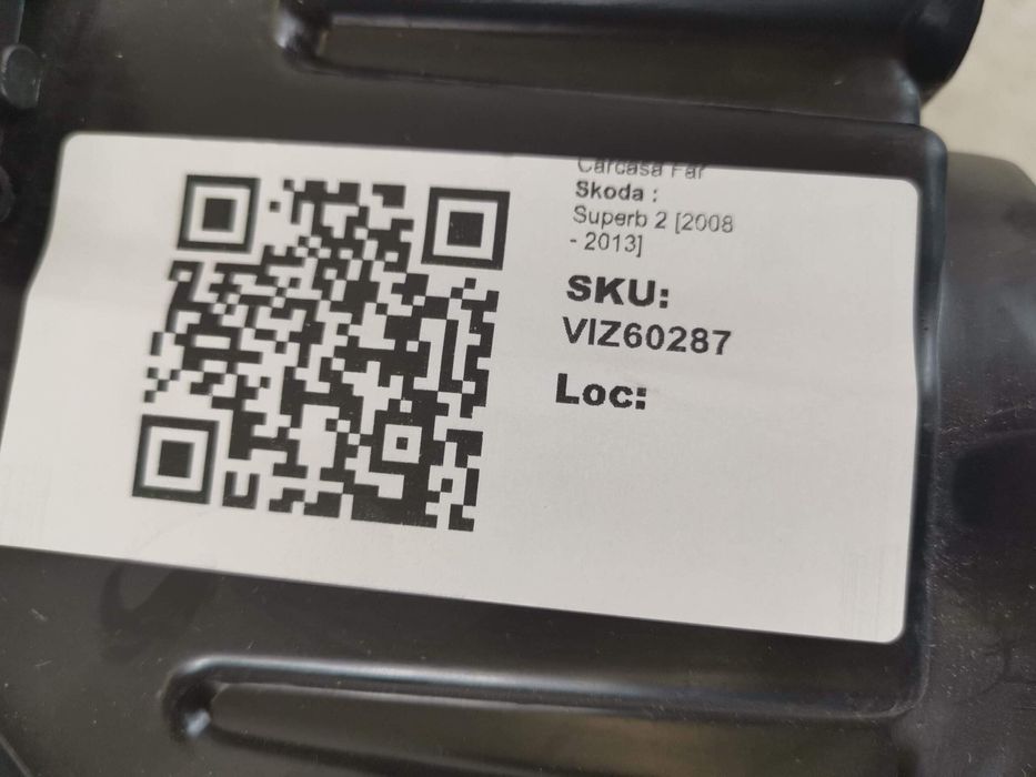 Ляв фар корпус с халогенни светлини Шкода Суперб 2 / Skoda Superb 2 [