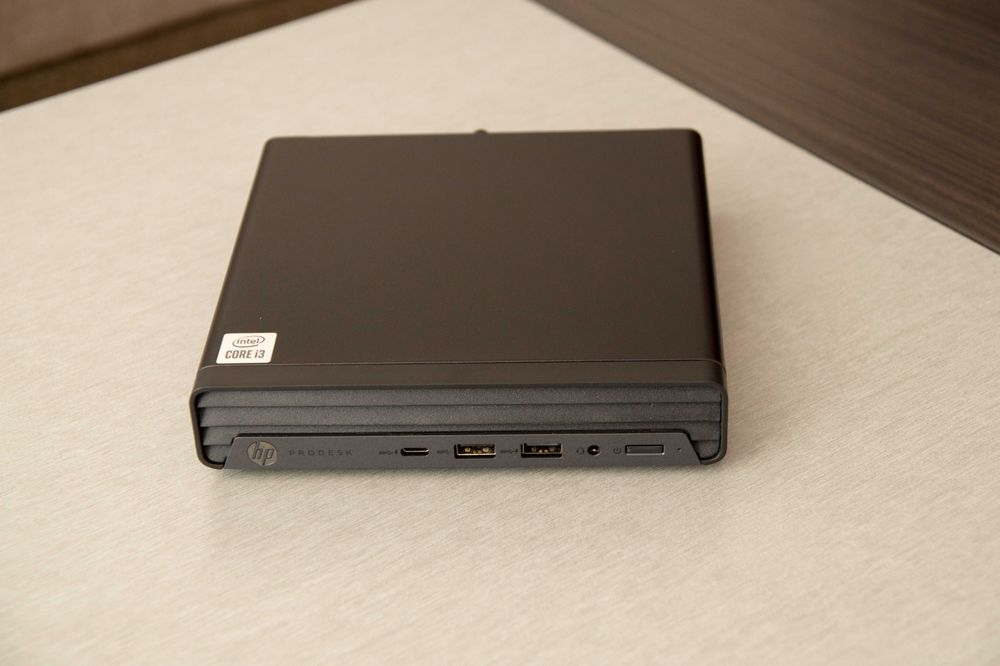 HP ProDesk 400 G6 Mini / i3-10100T / 256GB / 16GB / UHD 630 / Wi-Fi