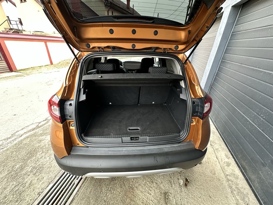 Renault  Captur  MODEL INTENS Unic Proprietar