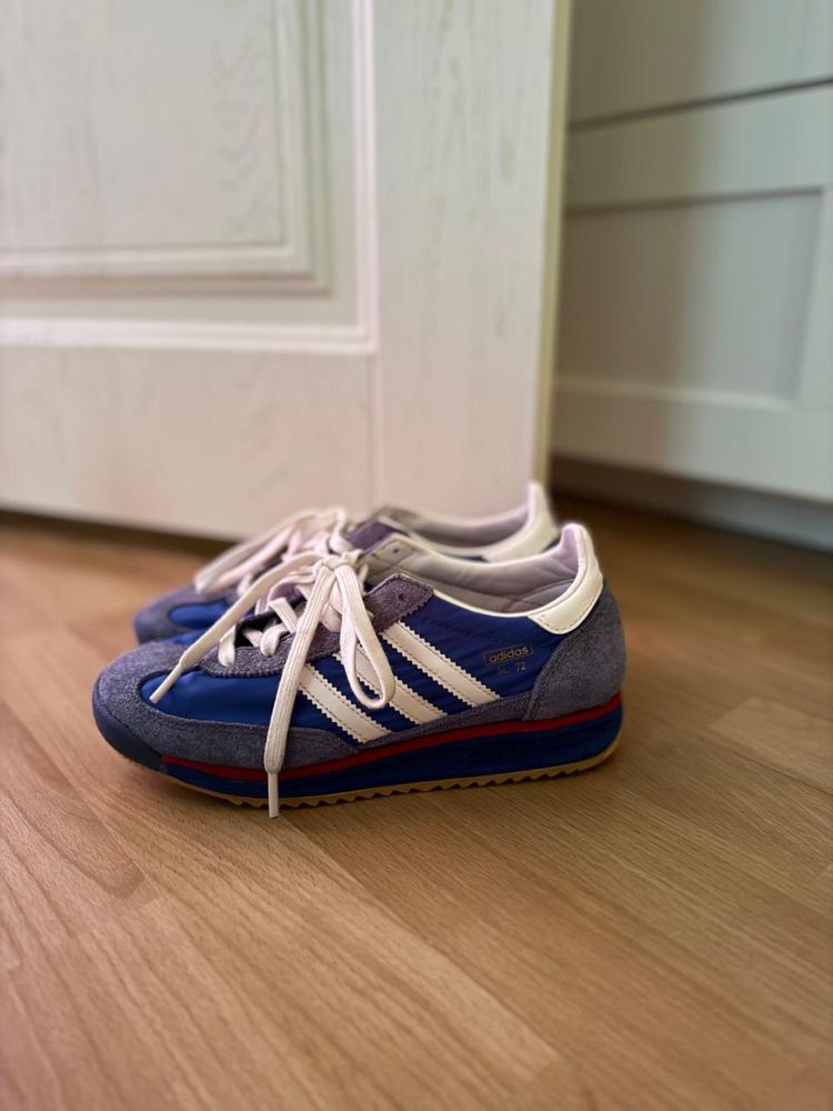 Adidas крос продается
