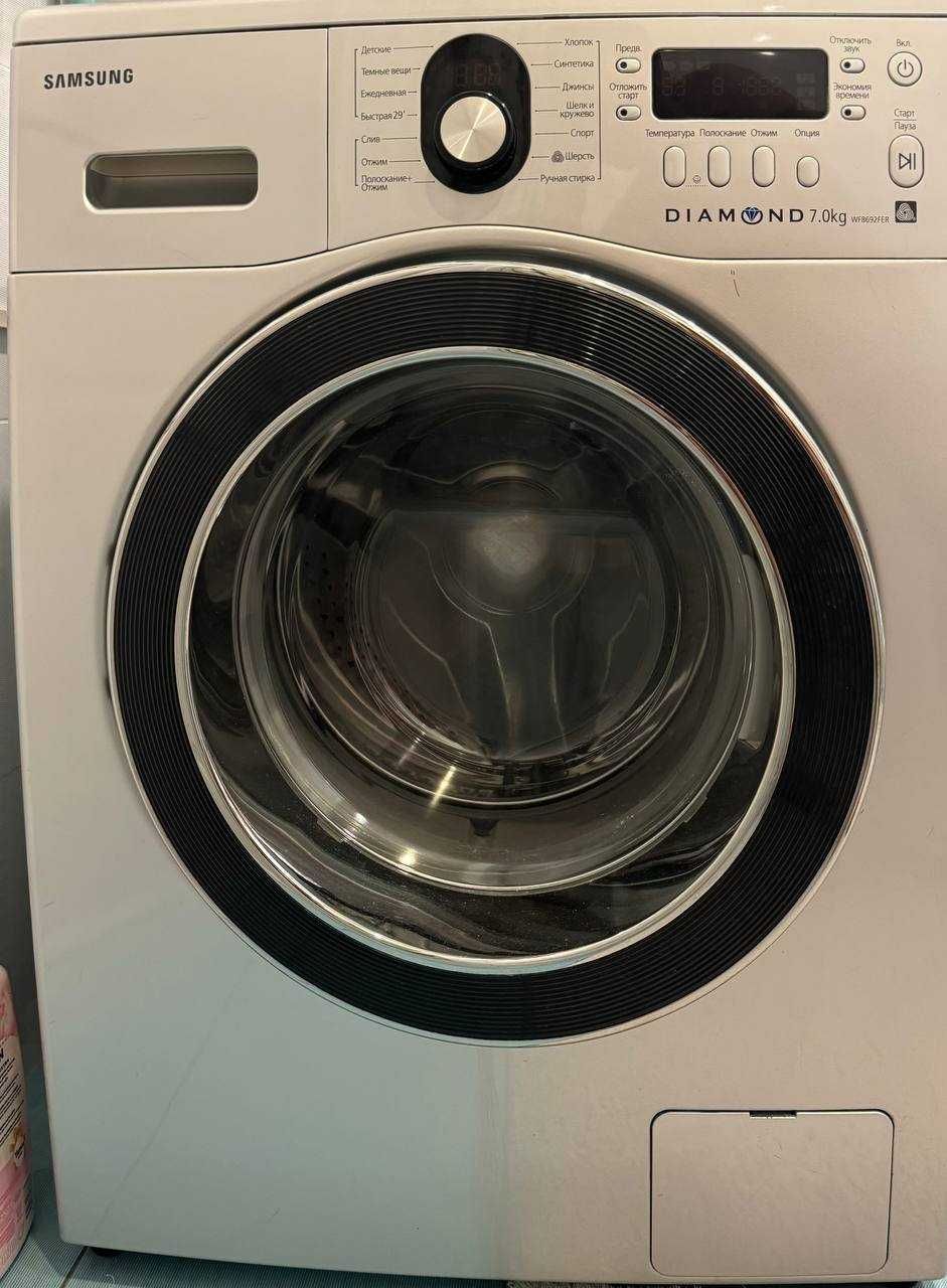 Продаётся Стиральная машинка SAMSUNG Diamond 7kg WF8692FER