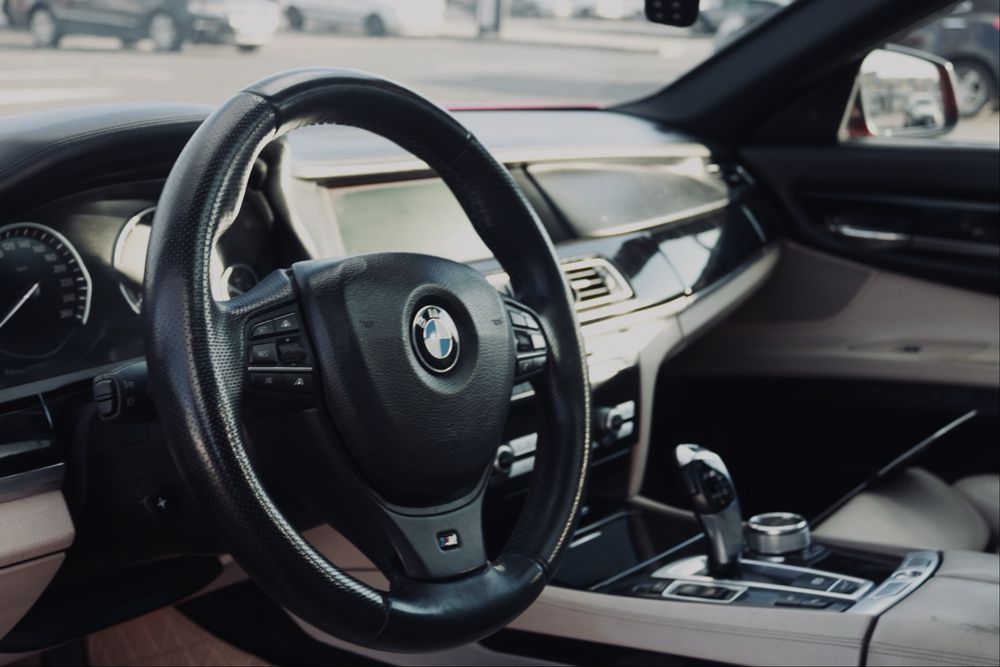 BMW seria 7 F01 3.0d 245cp