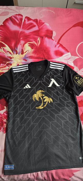 Тениска на ПФК ЛЕВСКИ