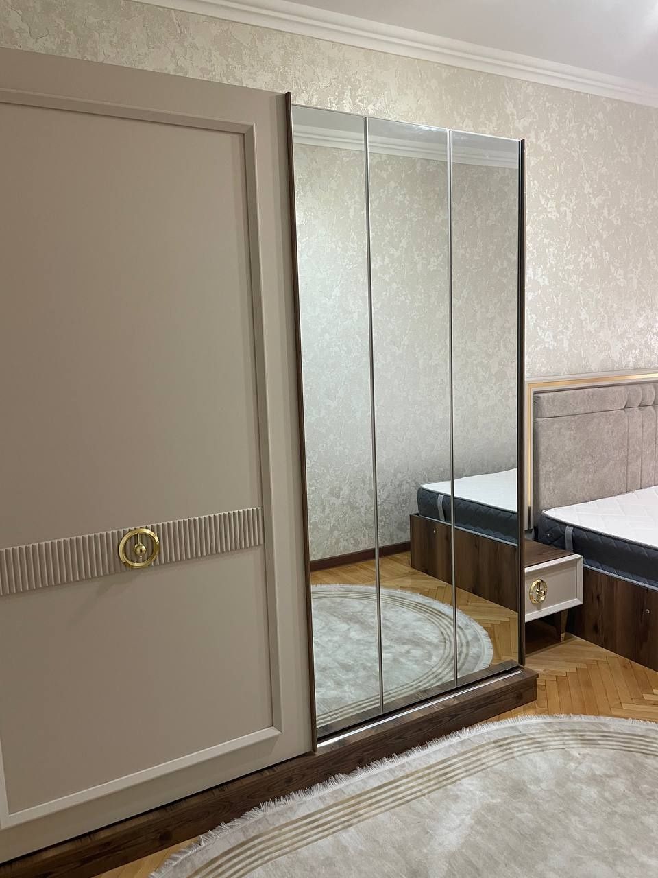 Квартира 4 ком. Ойбек. Метро. 96м². Аренда