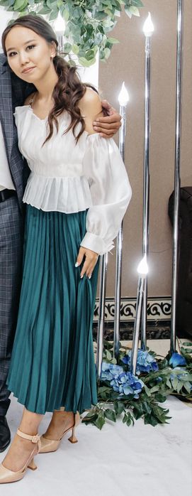 Продам женскую одежду