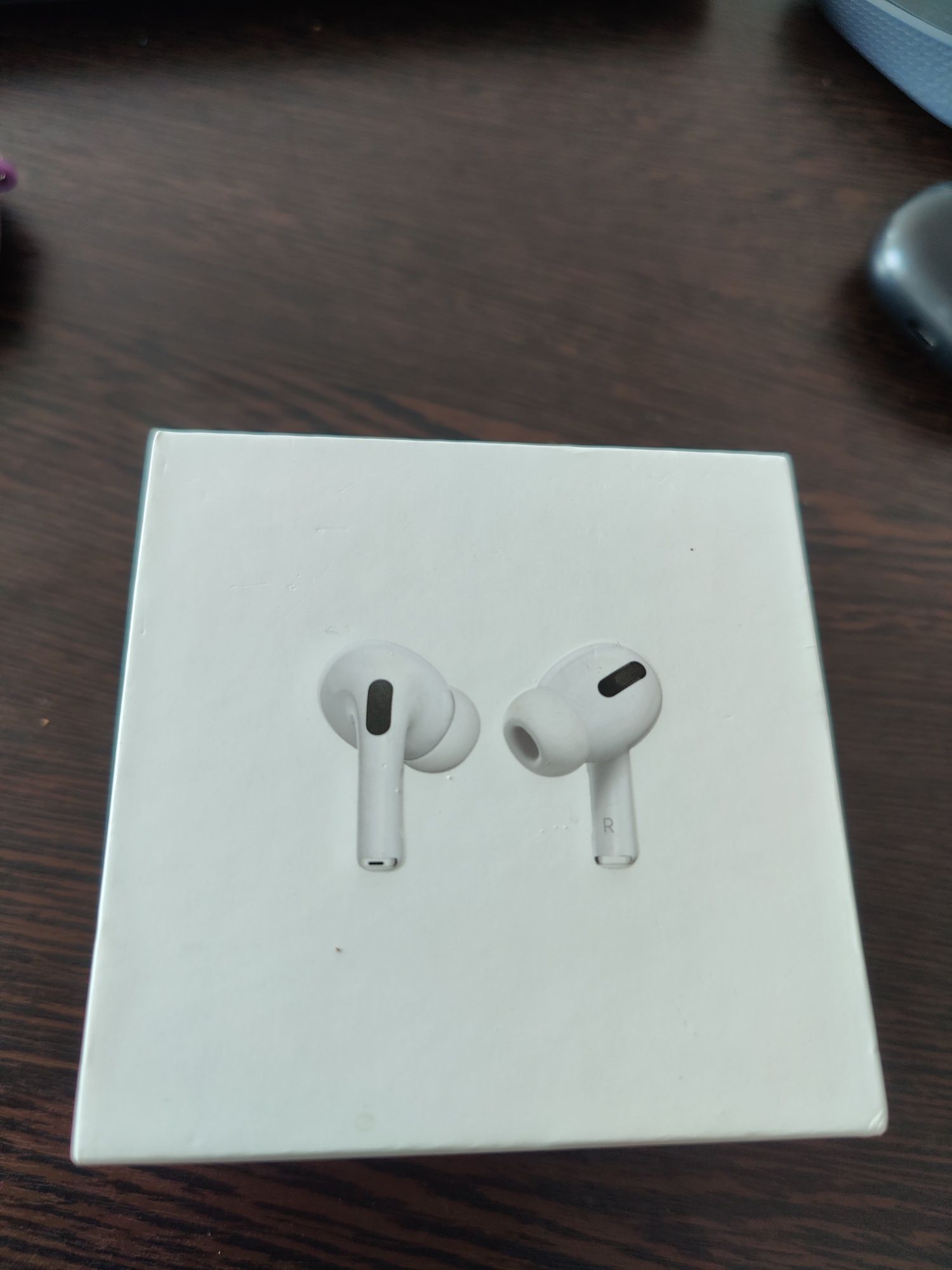 Наушники AirPods Pro