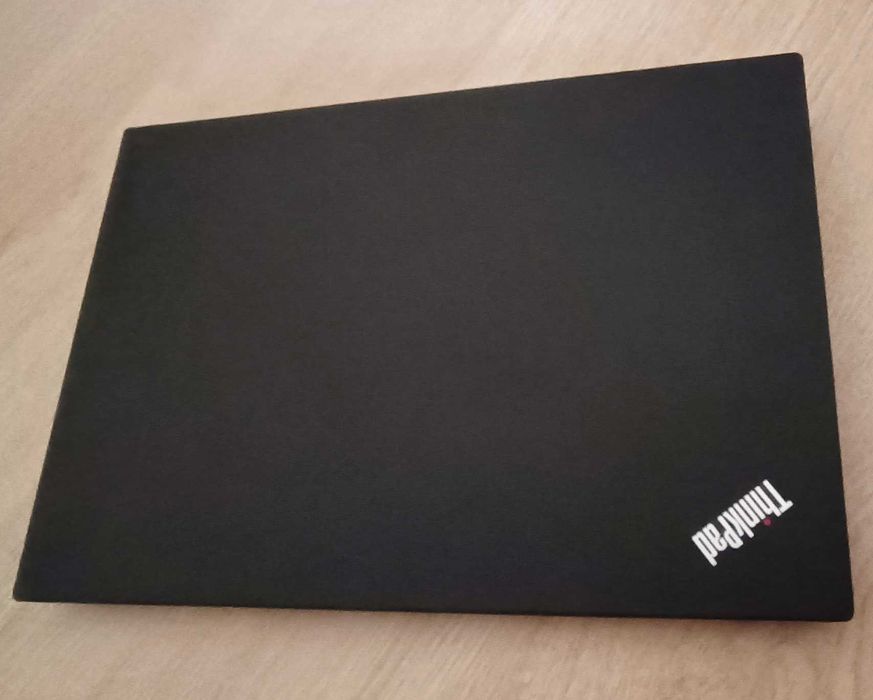 Lenovo T570 - отлично състояние Бонус заключваща корда!