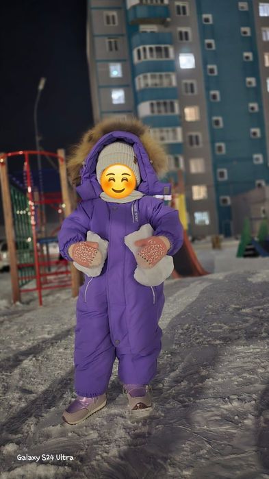 Продам зимний комбинезон Lassye