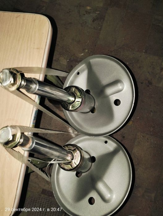 Камри 30 амортизатор 2 штук