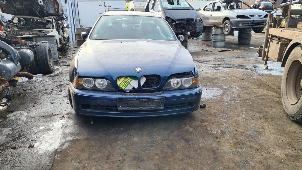 BMW 525d 163 на части