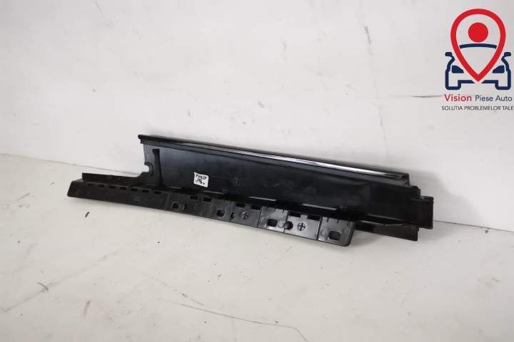 Ornament Stalp B Usa Dreapta Spate Original In Stare Buna Land Rover