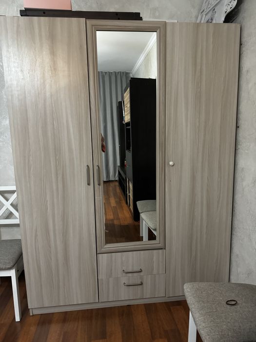 Продам шкаф за 15000