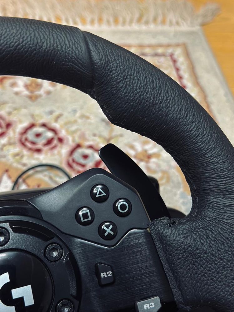 Срочно продам руль Logitech G923!!