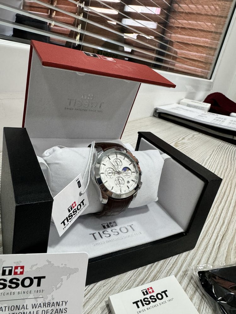 Часы TISSOT /tissot soat