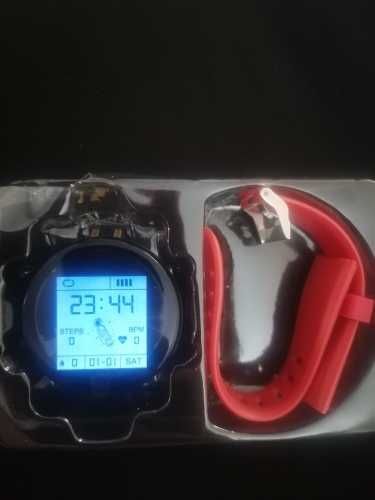 Смарт часовник/фитнес трекер FitPro
