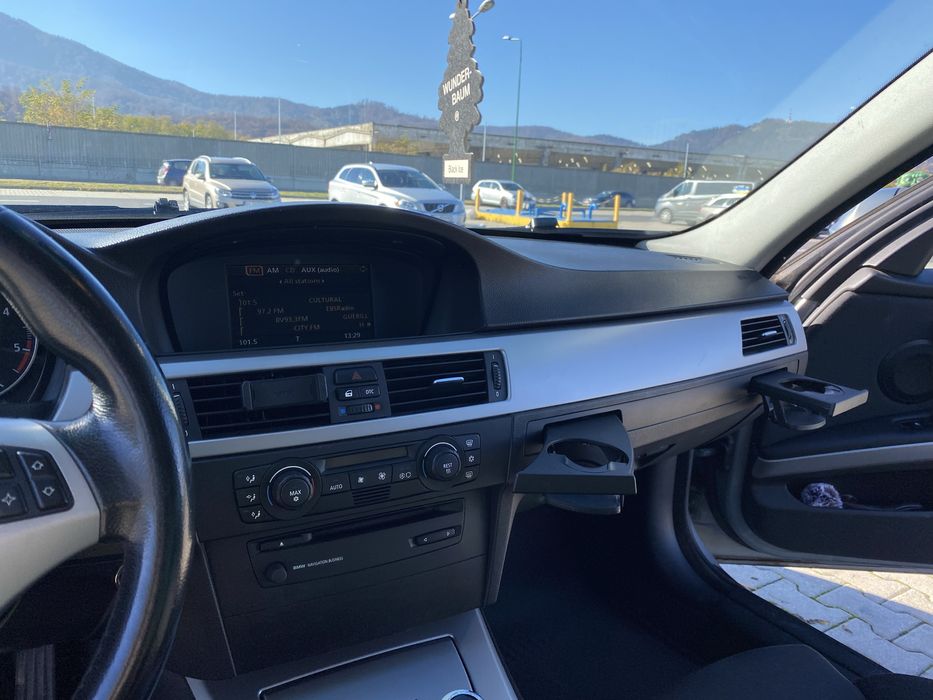 Vând BMW e91 318D M spec