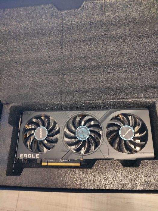 Placa video 4060 Eagle OC 8 Gb