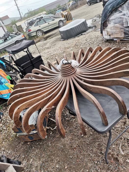 Candelabru din lemn diametru 189 cm