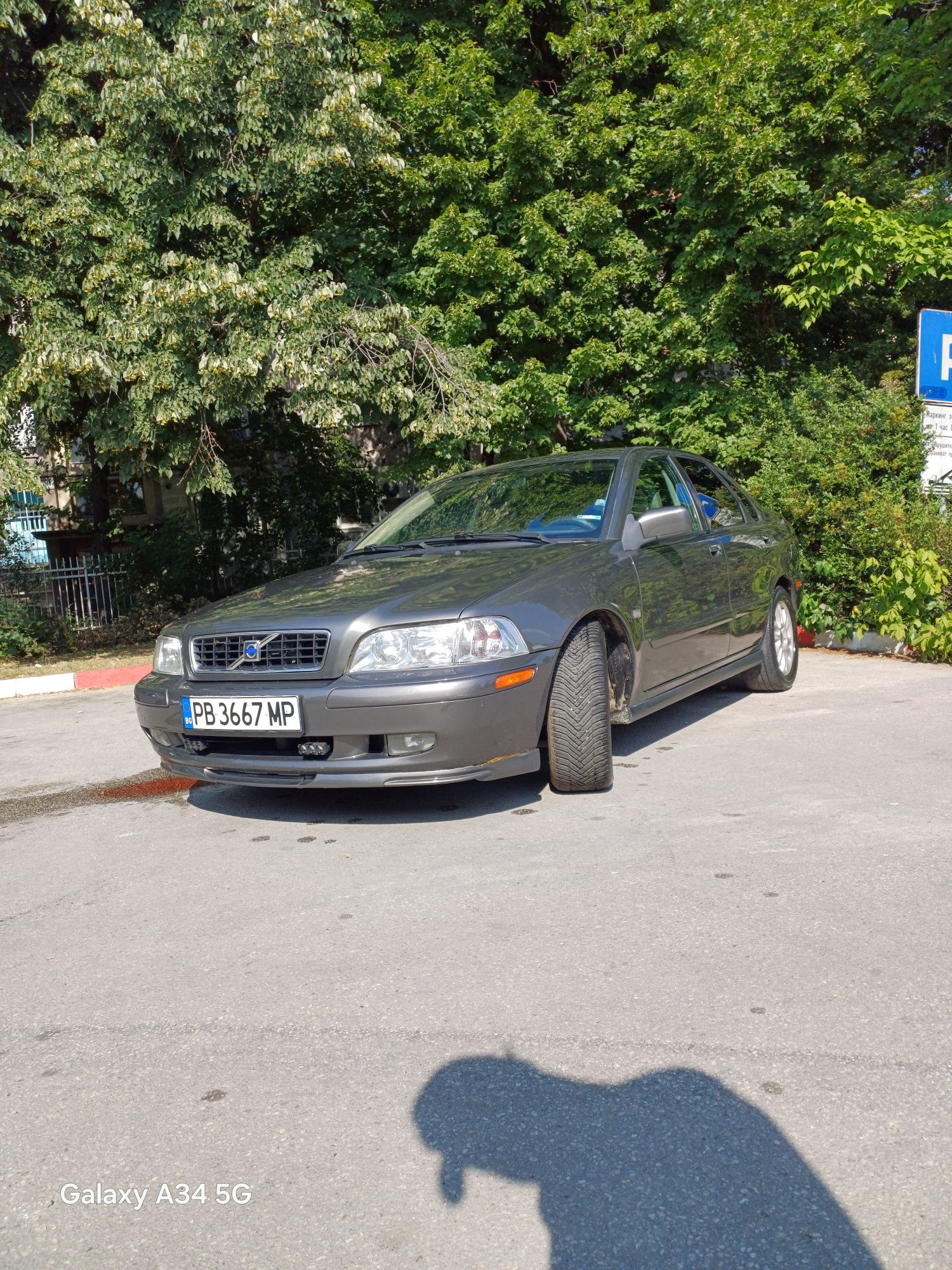 Продава се Волво S40