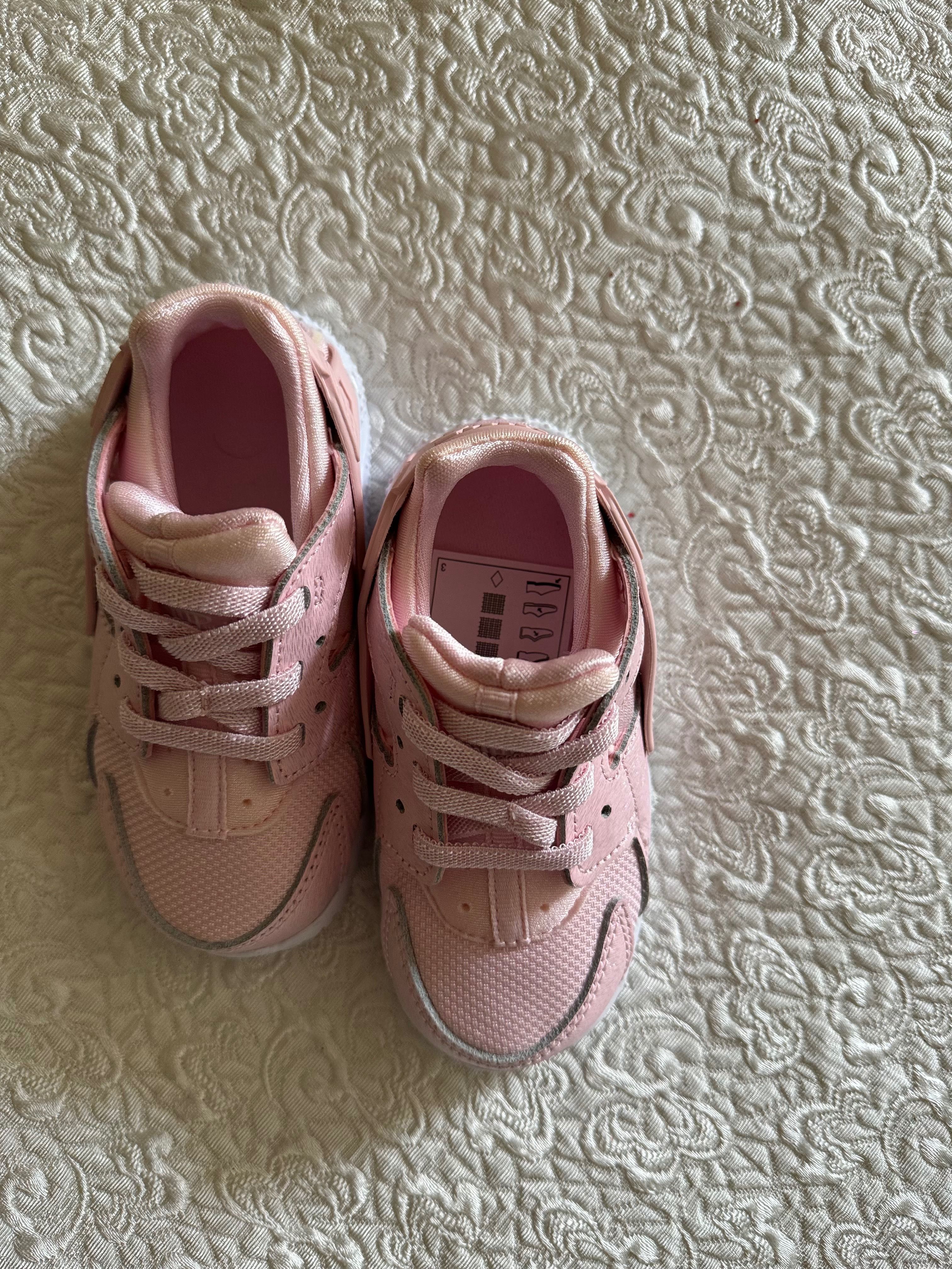 Детски маратонки Nike -розови