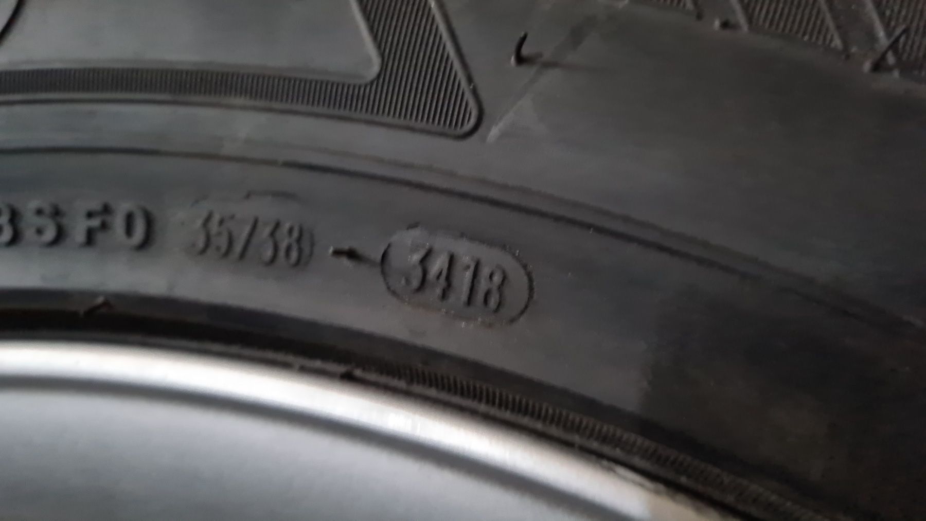 Гуми зимни нови Q5 235 55 19  Audi Ауди Ку5 Michelin Alpin Petlas