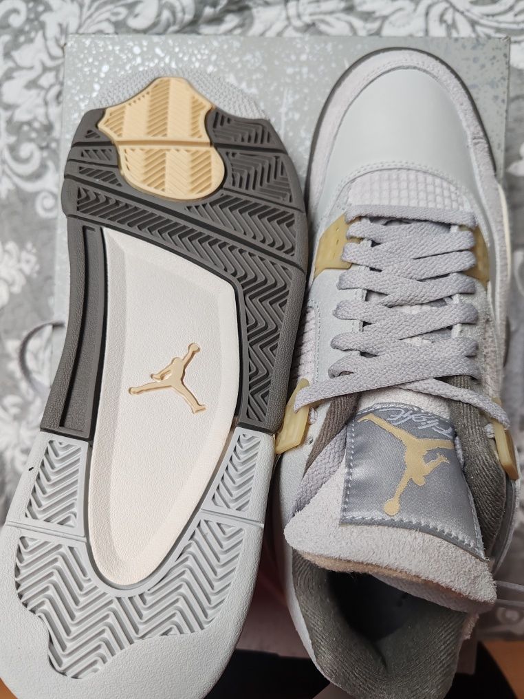 Air Jordan 4 Retro Se 41 și 43