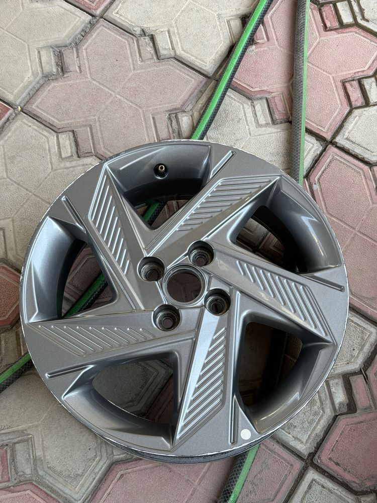 Hyundai accent диск