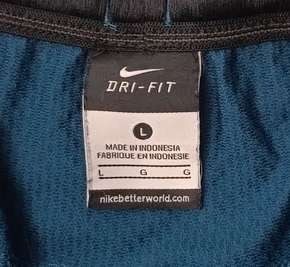 Nike DRI-FIT Shorts оригинални гащета L Найк спорт фитнес шорти