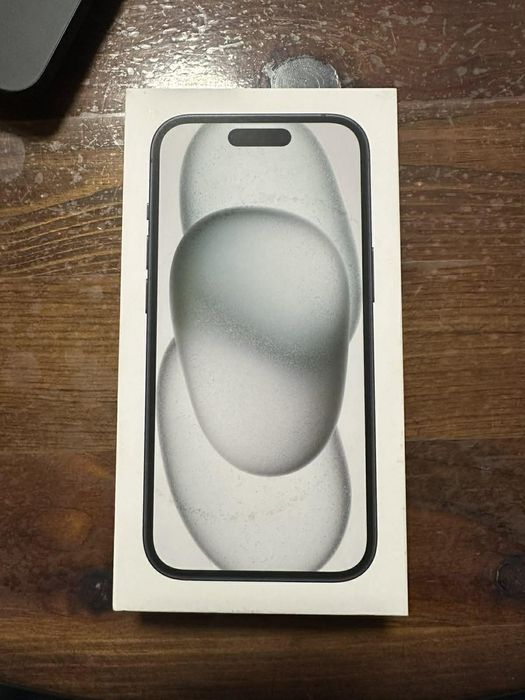 Iphone 15 128gb.