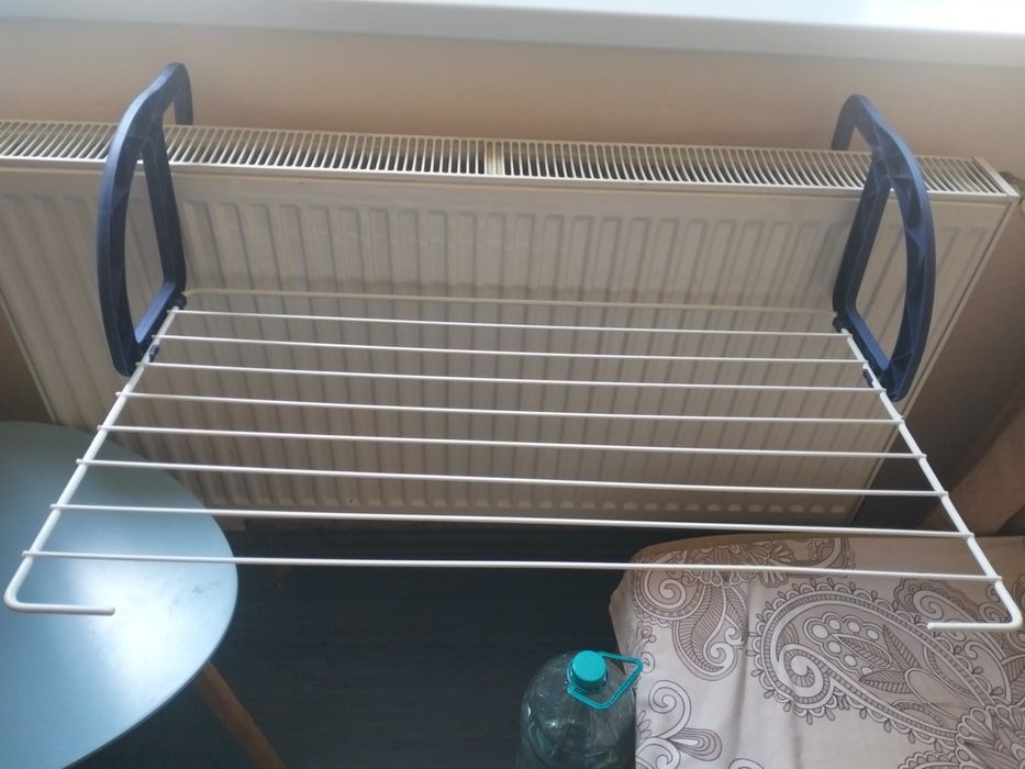 Vând uscator balcon/calorifer