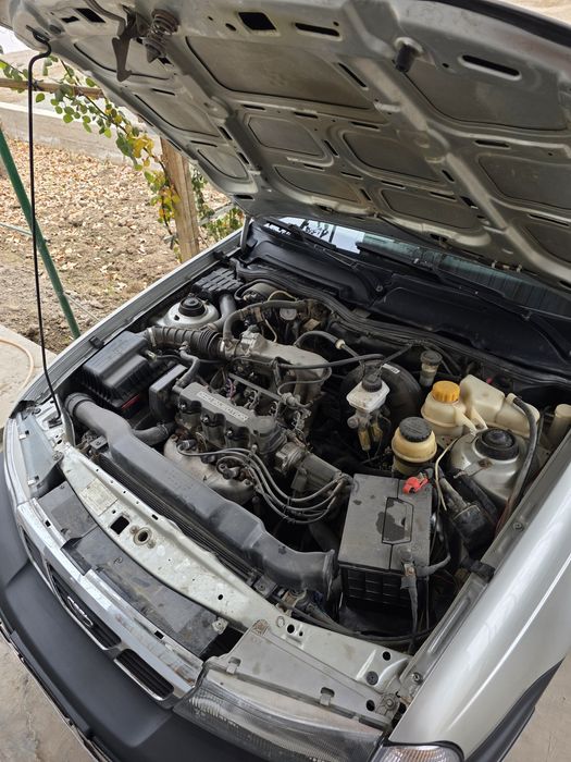 Нексия1 машинаси 2005