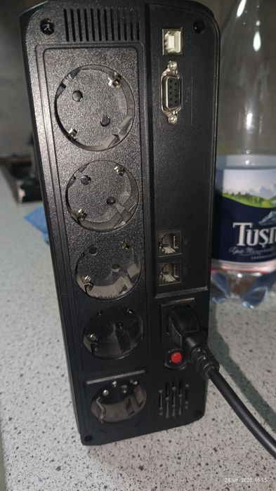 UPS Cyber Power VP1600EILCD Line Interactive 1600VA