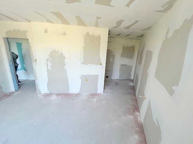 Продава се Тристаен апартамент в Созопол - 85 кв.м за 526 €/кв.м - Снимка #7