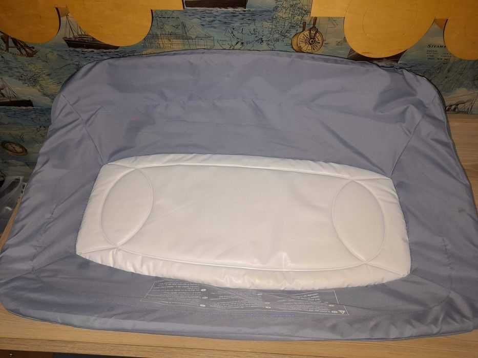 Детский пеленальный столик фирмы Chicco, новый