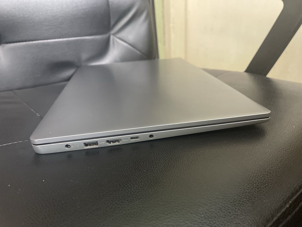 Lenovo Ideapad Slim 3 15IAH8