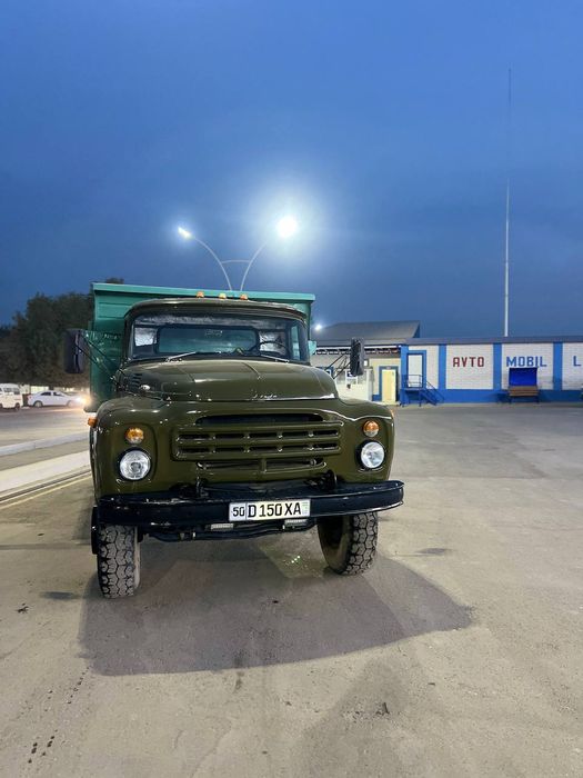 Zil srochna sotiladi