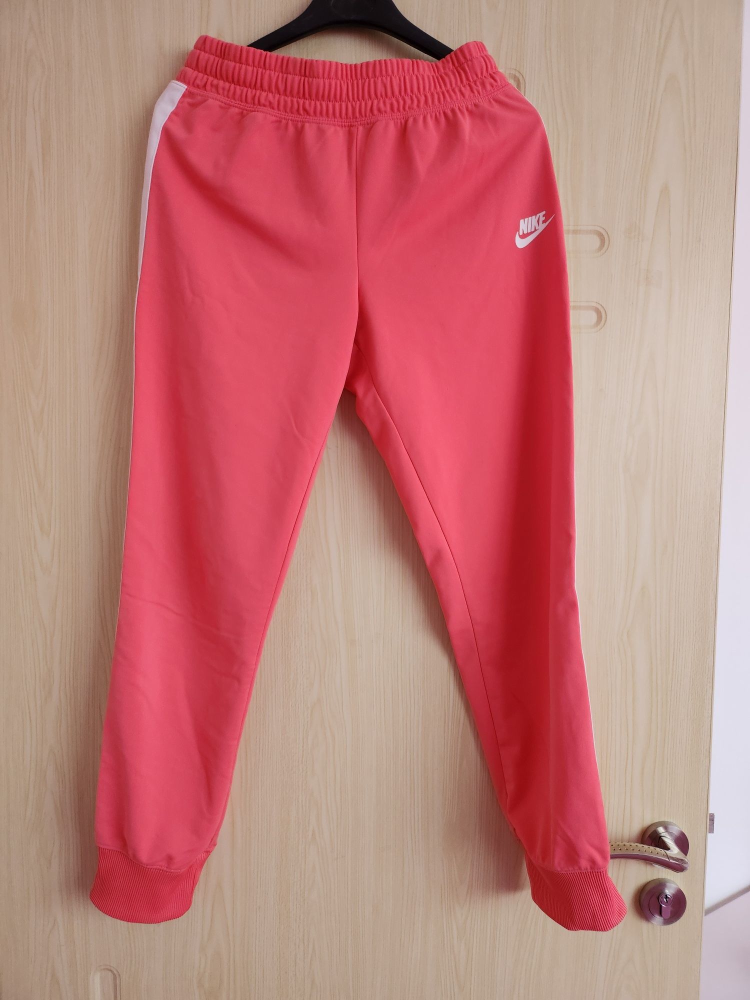 Детски анцунг NIKE