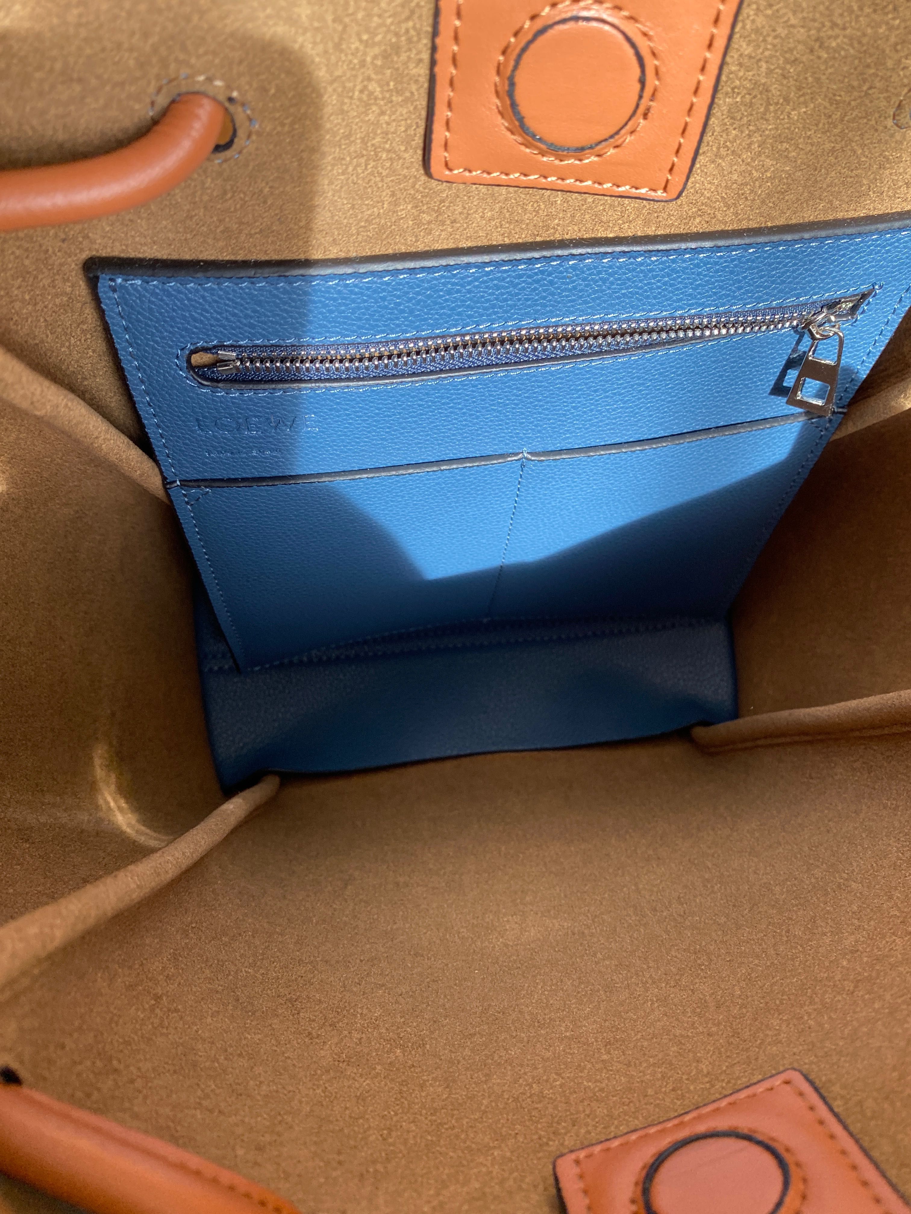 Уникална нова чанта Loewe естествена кожа модел Flamenco