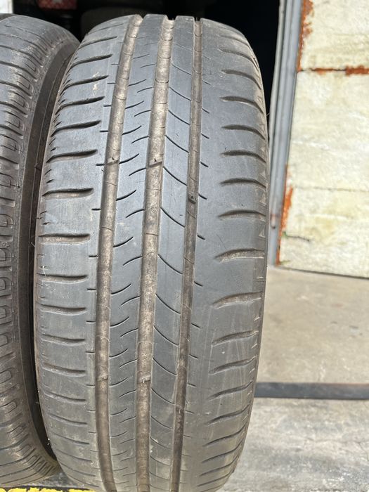 2 бр. летни гуми 185/65/15 Michelin DOT 0320 5 mm