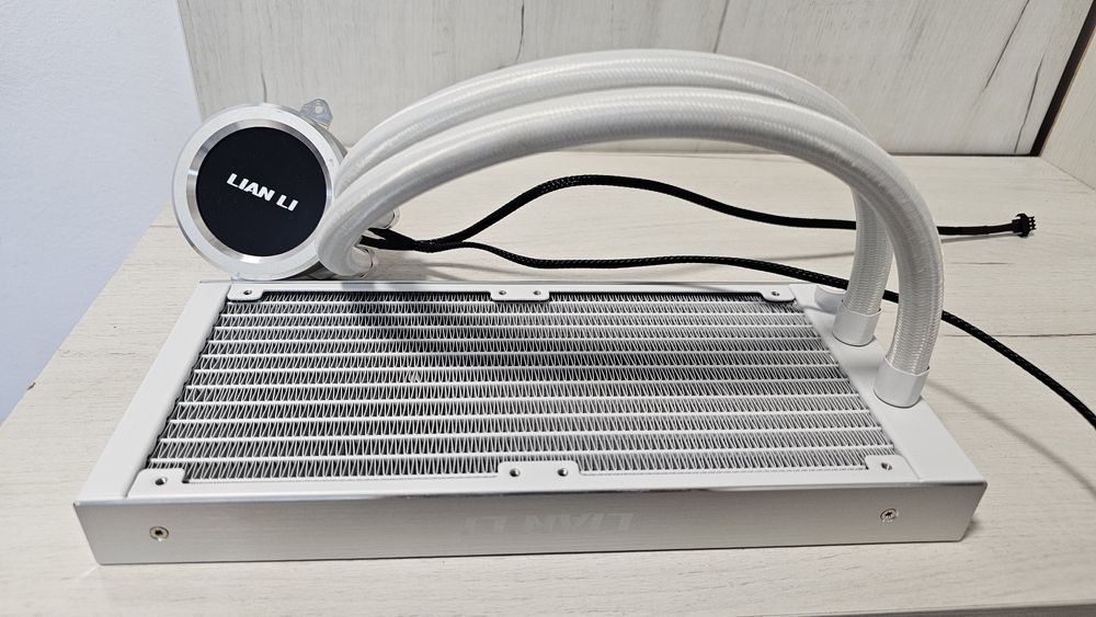 Cooler CPU Lian Li Galahad AIO 240mm