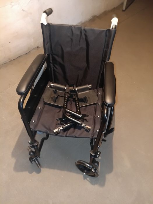Инвалидная коляска
