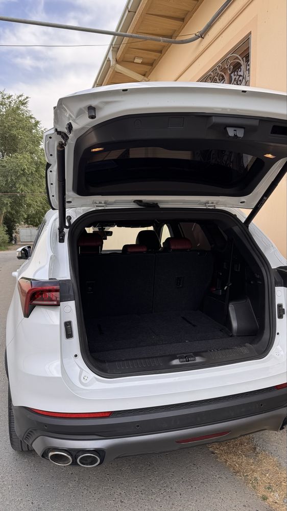 Jetour  x 70 plus 2022 белая