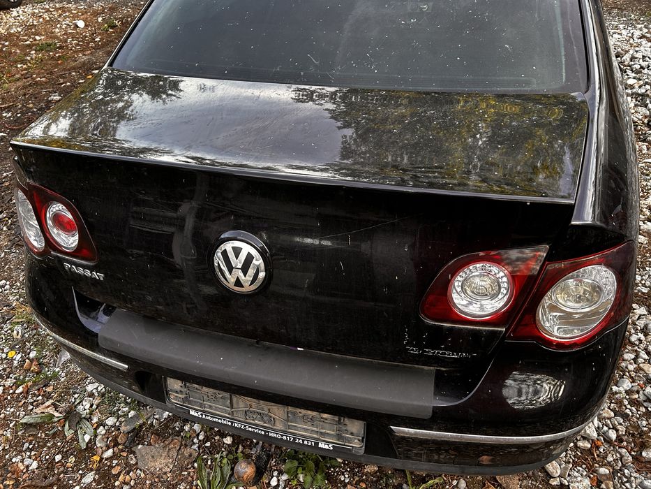 Dezmembrez  skoda octavia 2 si passat b6