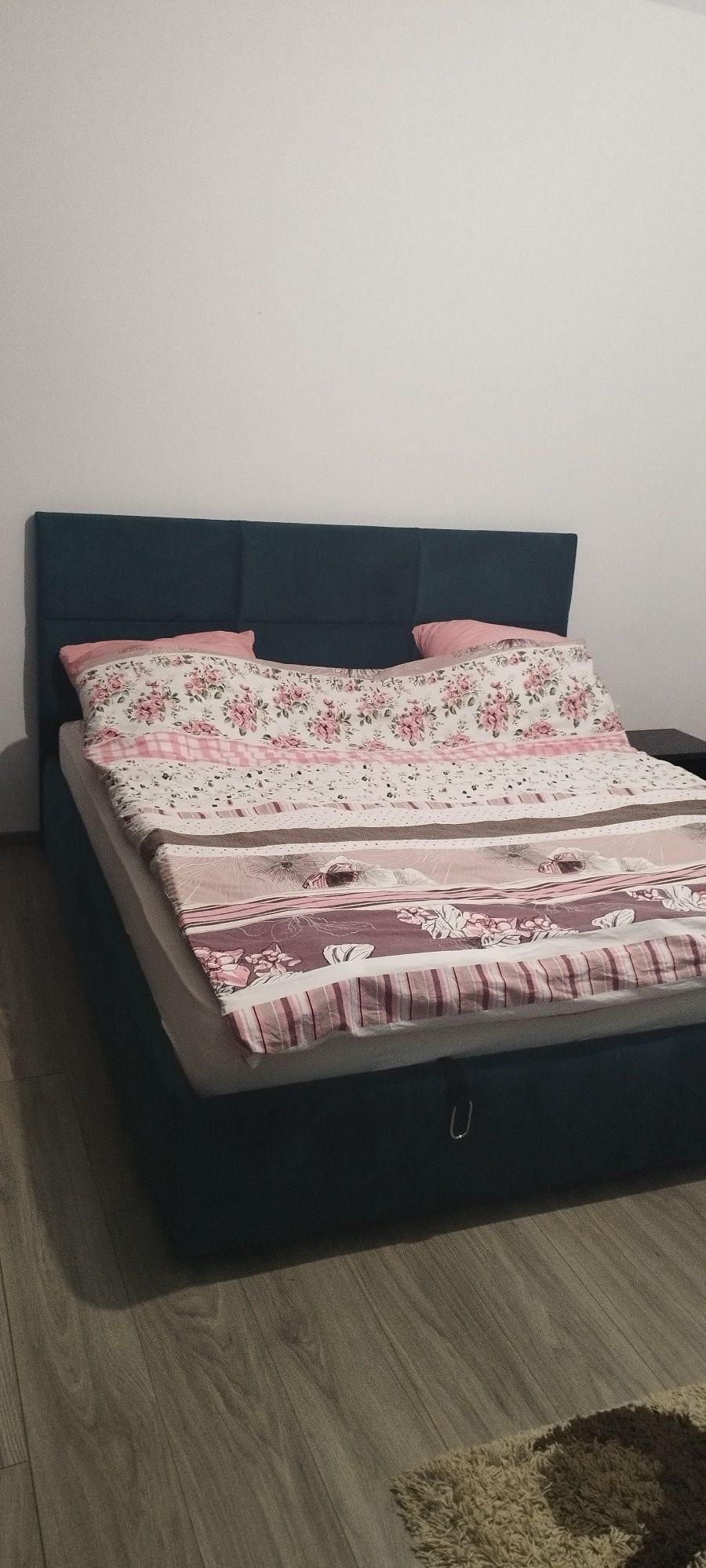 Garsoniera de închiriat