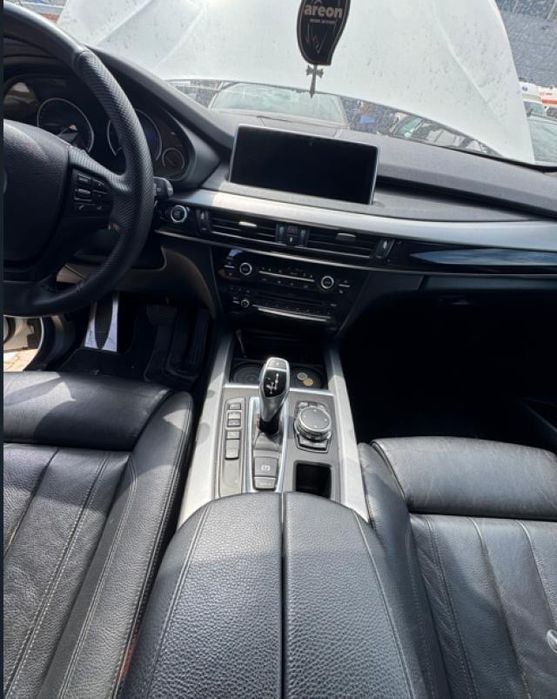 Bmw x5 alb  licitatie auto