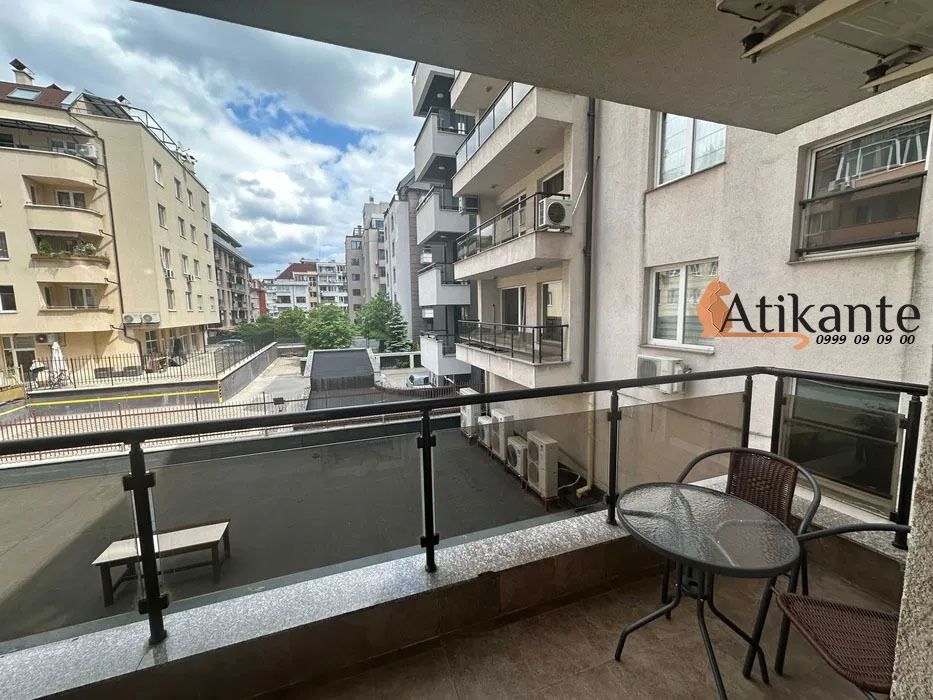 Дава се под наем Двустаен апартамент в София, Лозенец - 65 кв.м за 1107 € - Снимка #3