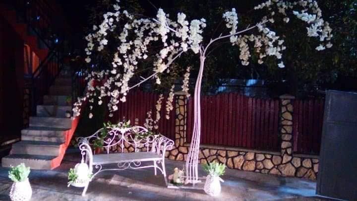 Vând tot stocul decoruri nuntă – peste 200 piese superbe!